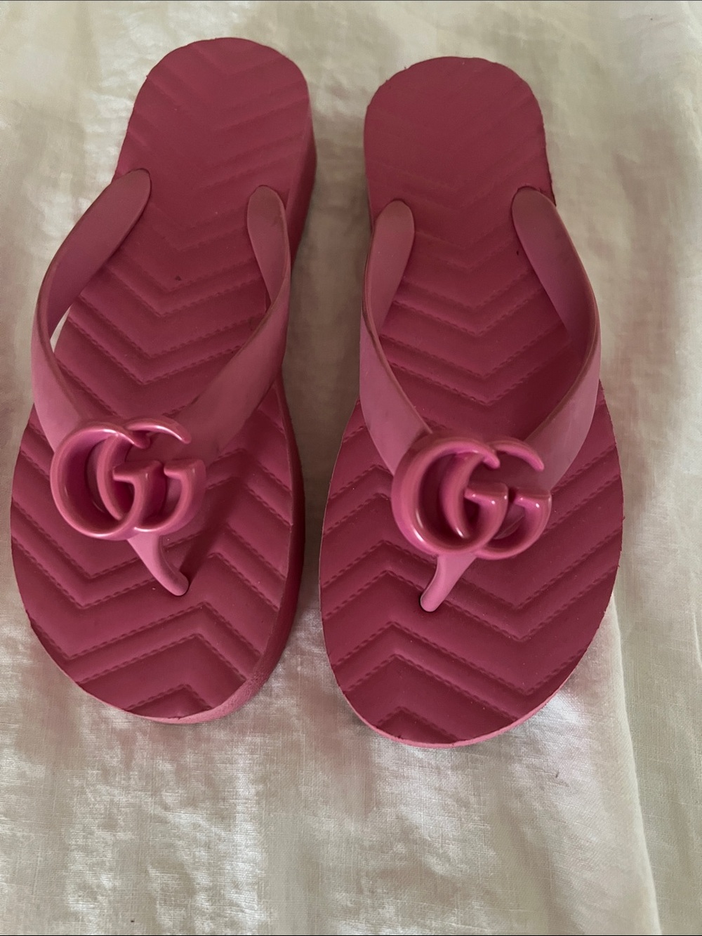 Pink Gucci Women's Logo Flip Flop Sandals 6.5